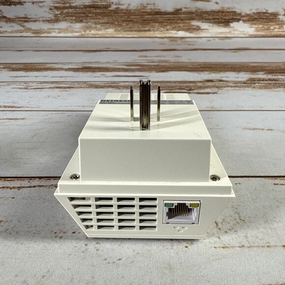 Netgear AC1750 Dual-Band Wi-Fi Range Mesh Extender EX6250v2 - Picture 3 of 3